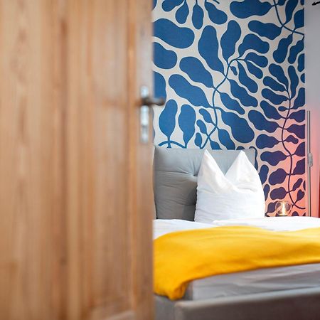 Bunter Hund Apartments - Zentrales Apartment, Parkplatz, Wintergarten, Kinderzimmer Ротенбург-на-Таубере Экстерьер фото