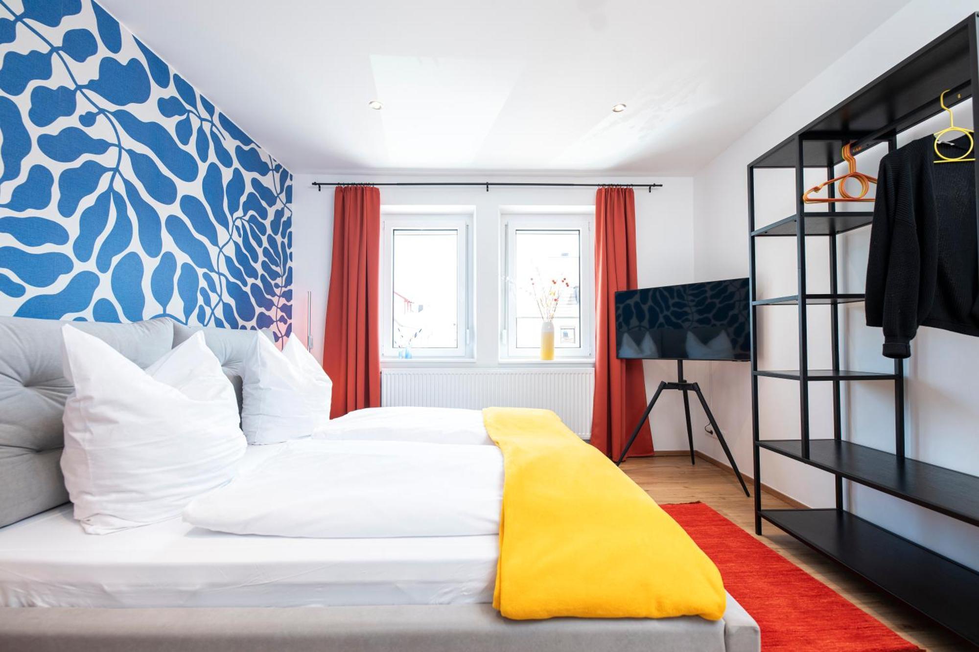 Bunter Hund Apartments - Zentrales Apartment, Parkplatz, Wintergarten, Kinderzimmer Ротенбург-на-Таубере Экстерьер фото